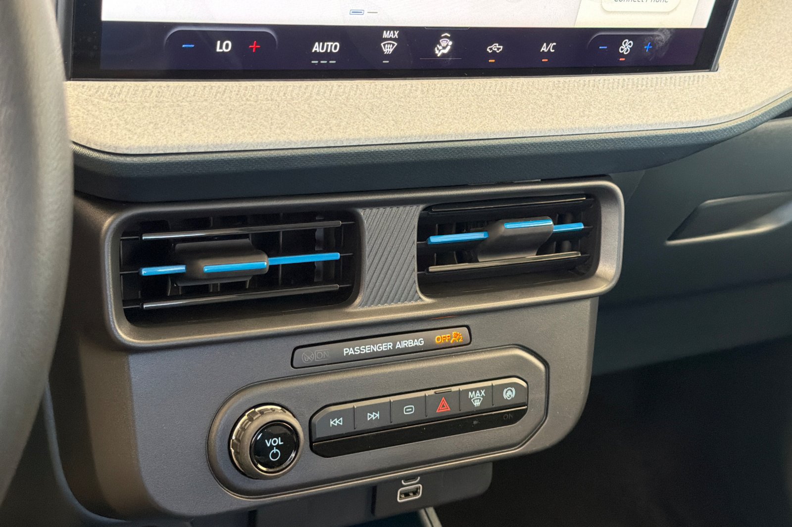 New 2026 Ford Maverick XLT FWD image 21