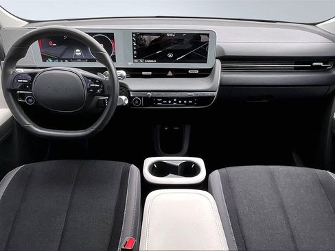 Used 2022 Hyundai Ioniq 5 SE w/ Cargo Package image 8