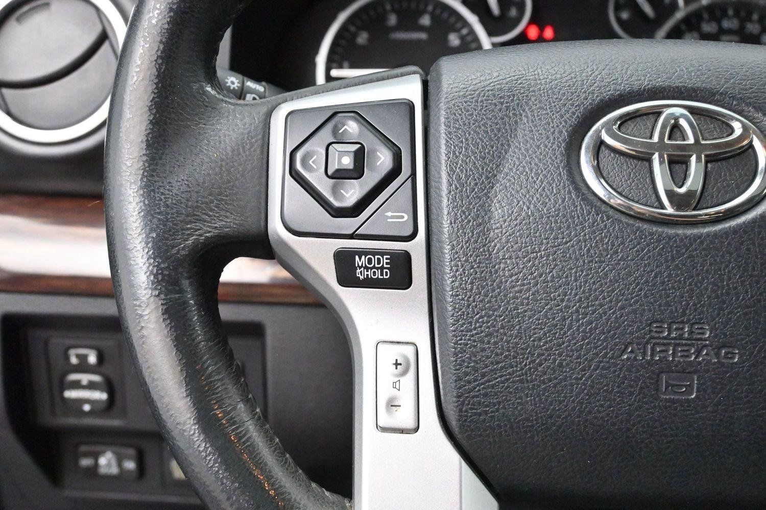 Used 2015 Toyota Tundra Limited w/ Limited Premium Package AWD/4WD image 16