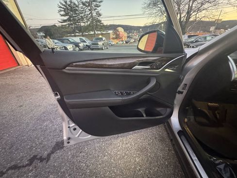 Used 2019 BMW X3 xDrive30i w/ Driving Assistance Package AWD/4WD image 26