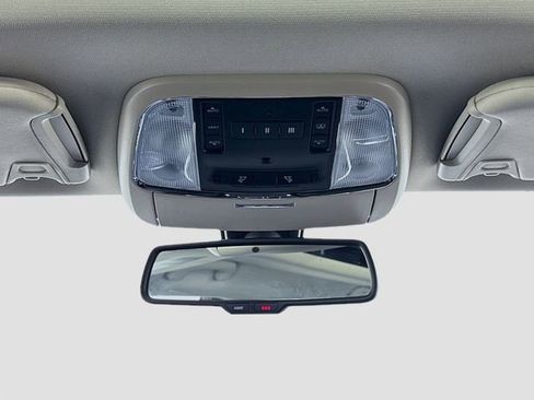 Used 2023 Chrysler 300 Touring L w/ Popular Equipment Group image 28