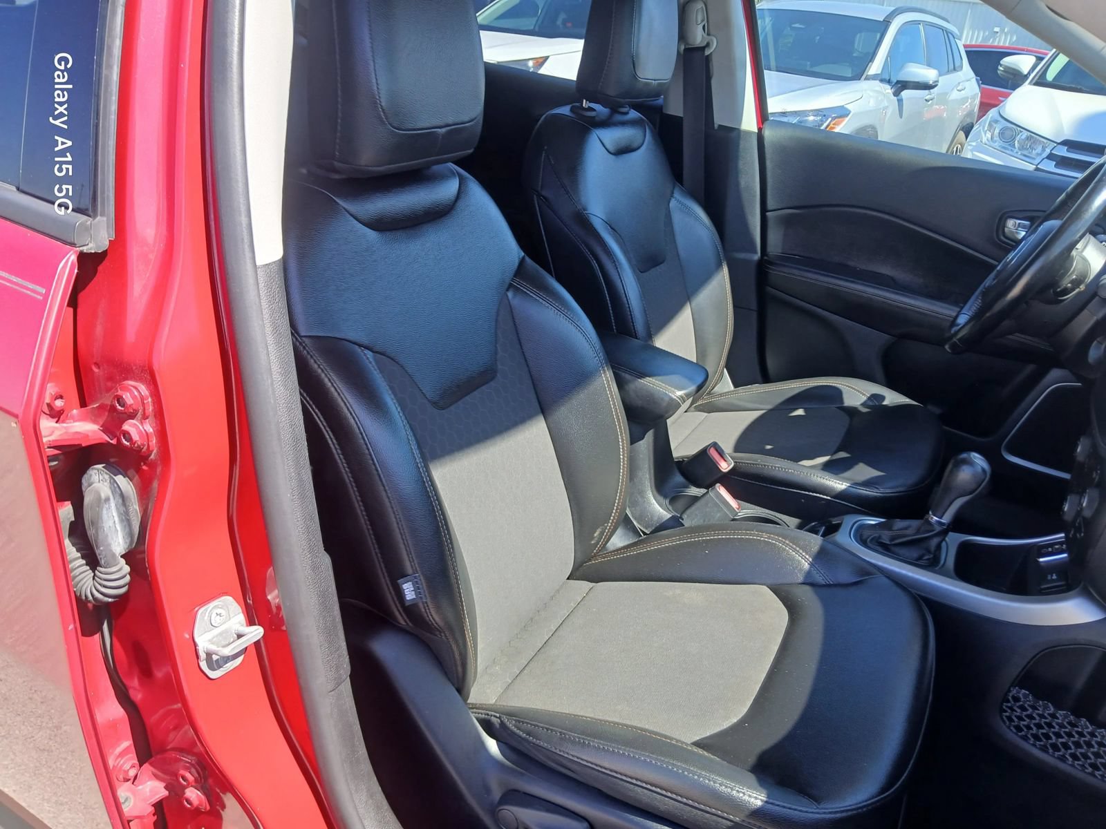 Used 2020 Jeep Compass Latitude w/ Popular Equipment Group FWD image 18