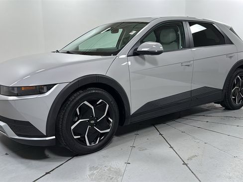 Used 2022 Hyundai Ioniq 5 SEL w/ Cargo Package image 1