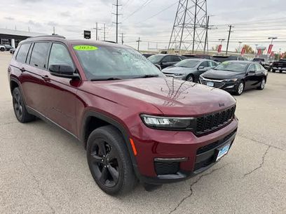 Used 2022 Jeep Grand Cherokee L Limited w/ Black Appearance Package