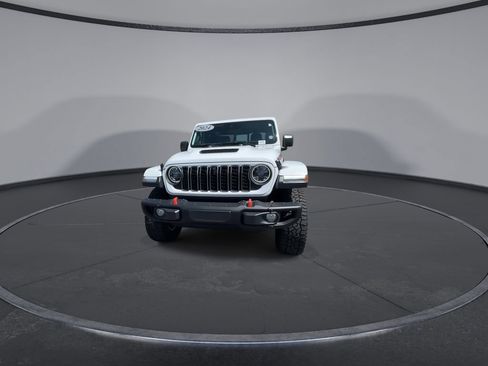 Used 2024 Jeep Gladiator Mojave AWD/4WD image 4