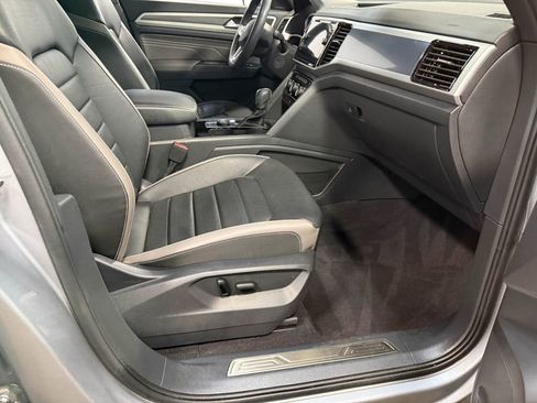 Used 2023 Volkswagen Atlas Cross Sport SEL Premium R-Line image 63