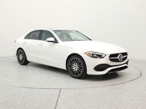 Used 2023 Mercedes-Benz C 300 Sedan image 3