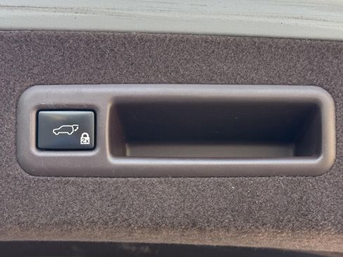 Used 2018 Lexus RX 350L AWD image 19