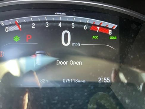 Used 2019 Honda CR-V Touring image 8