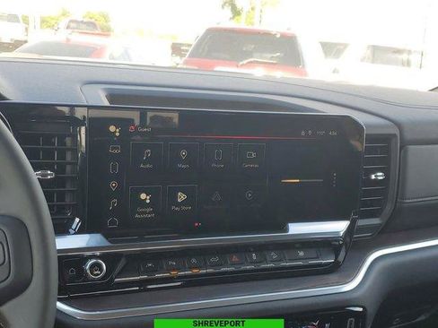 New 2026 GMC Sierra 1500 SLT image 15