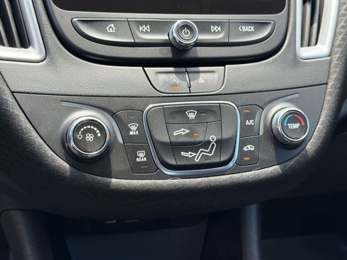 Used 2023 Chevrolet Malibu LS FWD image 16