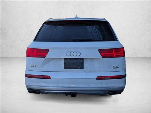 Used 2017 Audi Q7 3.0T Prestige image 6