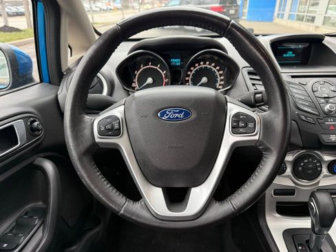 Used 2016 Ford Fiesta SE image 17
