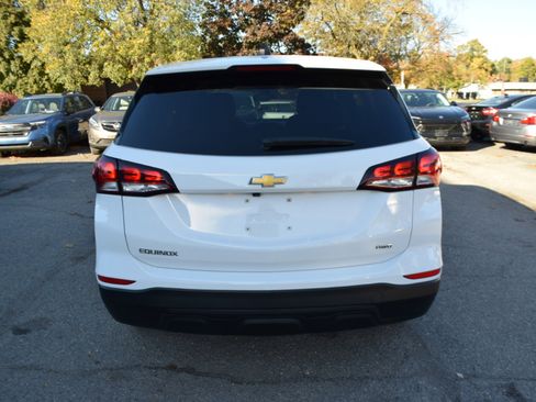 Used 2023 Chevrolet Equinox LS w/ LS Convenience Package image 8