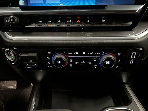 New 2026 Chevrolet Silverado 1500 High Country w/ Technology Package image 23