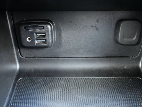 Used 2022 Chevrolet Colorado Z71 w/ Trail Boss Package image 30