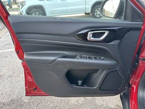 New 2026 Jeep Compass Latitude image 51