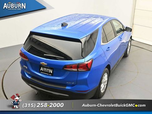 Used 2024 Chevrolet Equinox LT AWD/4WD image 32