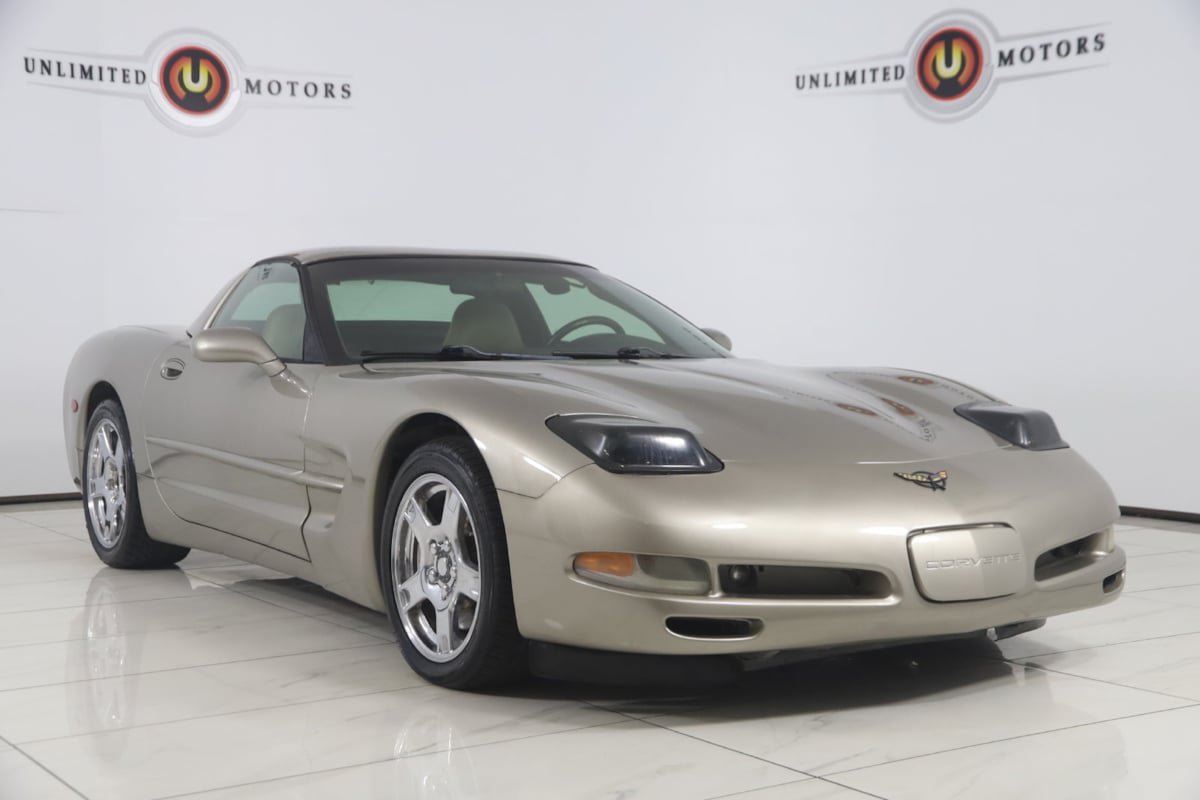 Used 1998 Chevrolet Corvette Coupe w/ Performance Handling Pkg RWD image 14