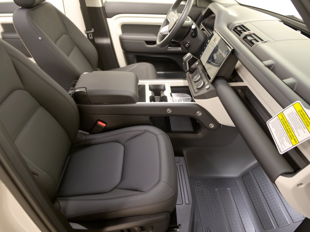 New 2026 Land Rover Defender 110 S AWD/4WD image 26