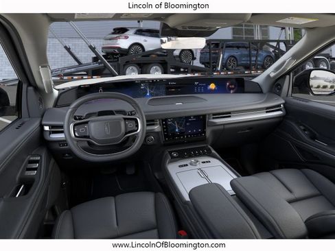 New 2026 Lincoln Navigator L Reserve AWD/4WD image 10