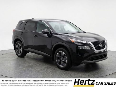 Used 2025 Nissan Rogue SV image 1