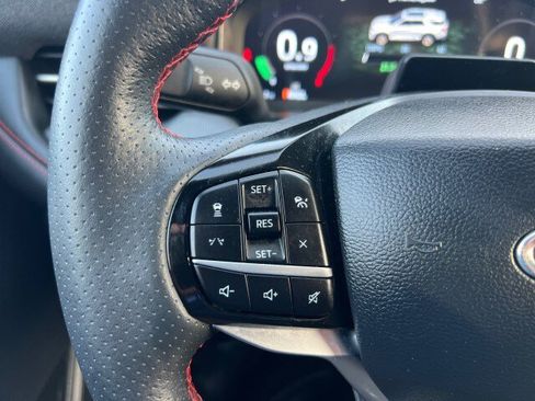 Certified 2025 Ford Explorer ST-Line w/ ST-Line Street Pack image 19