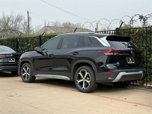 New 2026 Volkswagen Tiguan SE image 7