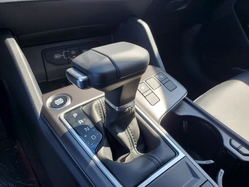 Certified 2026 Kia Sportage SX FWD image 27