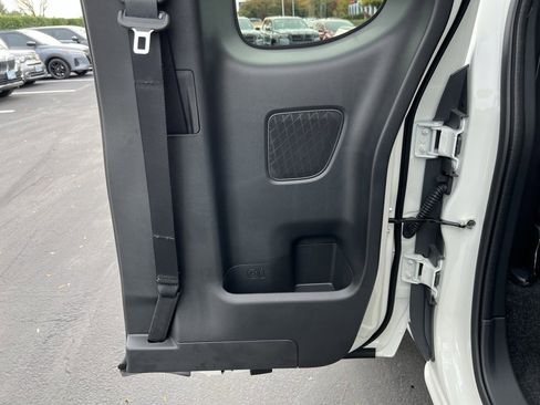 New 2026 Nissan Frontier S image 25