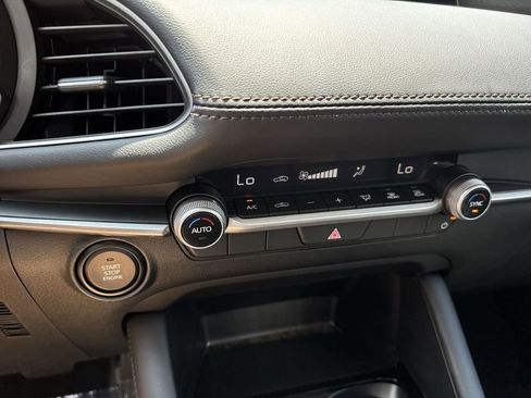 Used 2025 MAZDA MAZDA3 s FWD image 50