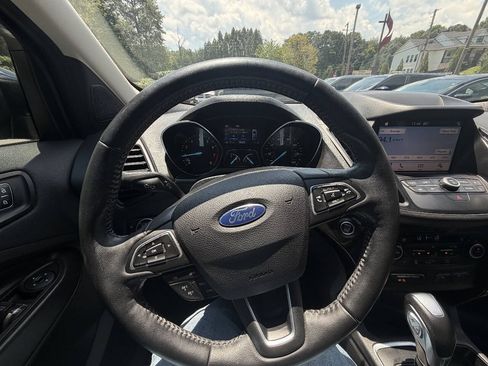 Used 2019 Ford Escape SE FWD image 21