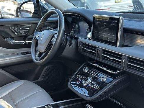 Certified 2022 Lincoln Corsair AWD w/ Premium Package image 33