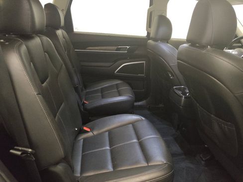 Used 2020 Kia Telluride EX w/ EX Premium Package image 19