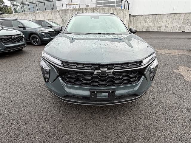New 2026 Chevrolet Trax LT w/ Driver Confidence Package FWD image 9