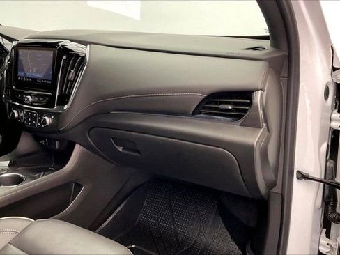 Used 2023 Chevrolet Traverse Premier w/ Redline Edition AWD/4WD image 15