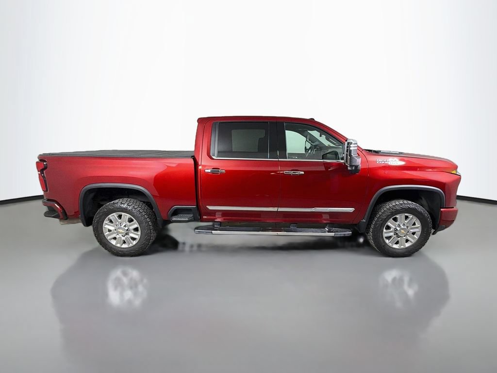 Used 2025 Chevrolet Silverado 2500 High Country w/ Technology Package AWD/4WD image 5