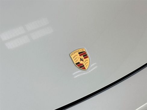 Used 2025 Porsche 911 Carrera RWD image 33