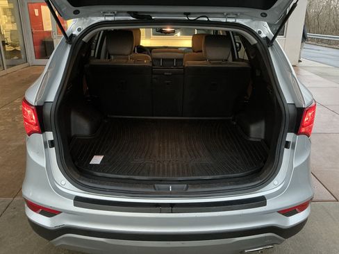 Used 2017 Hyundai Santa Fe Sport image 24