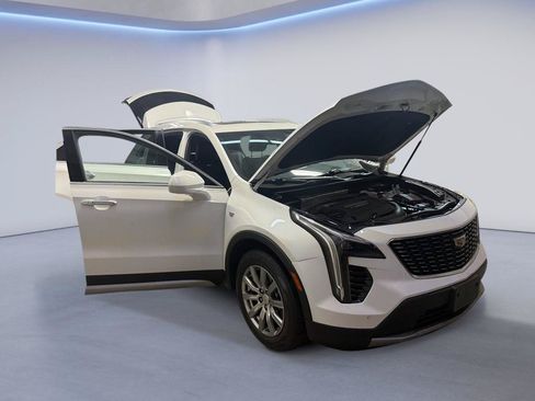Used 2019 Cadillac XT4 Premium Luxury AWD/4WD image 9