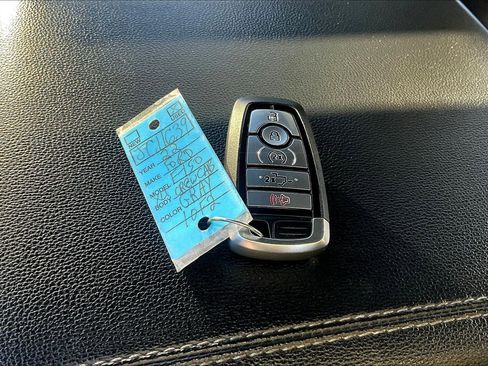 Used 2022 Ford F150 XLT w/ Equipment Group 302A High image 10