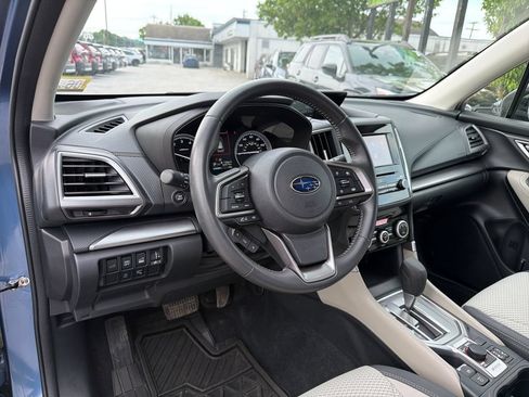 Used 2021 Subaru Forester Premium AWD/4WD image 18