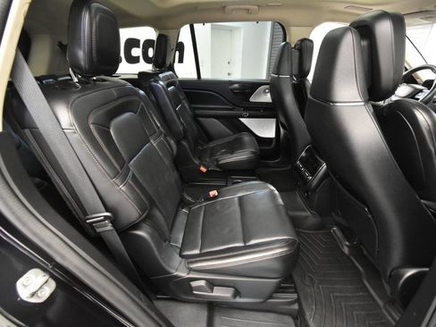 Used 2021 Lincoln Aviator Reserve w/ Equipment Group 210A image 19