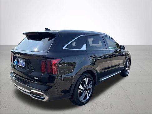 Used 2023 Kia Sorento EX AWD/4WD image 6