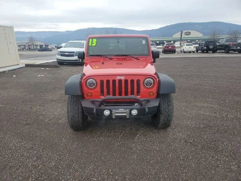 Used 2013 Jeep Wrangler Unlimited Sport w/ Connectivity Group image 3
