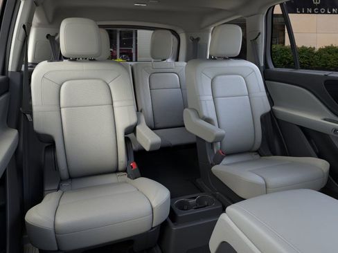 New 2025 Lincoln Aviator Reserve w/ Equipment Group 201A image 11