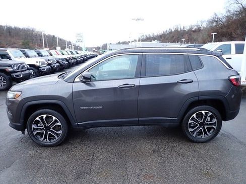 Certified 2022 Jeep Compass Limited image 2