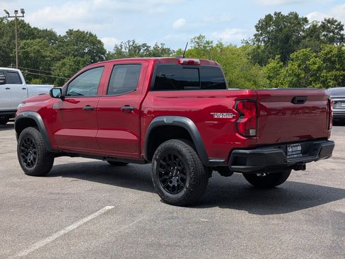 Used 2024 Chevrolet Colorado Trail Boss w/ Advanced Trailering Package AWD/4WD image 7