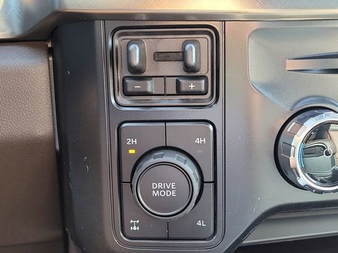 New 2025 Lincoln Navigator L Reserve AWD/4WD image 28