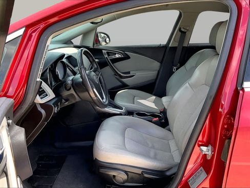 Used 2012 Buick Verano FWD image 4